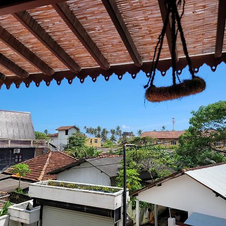 Yours 20Four Ahangama Luaran gambar