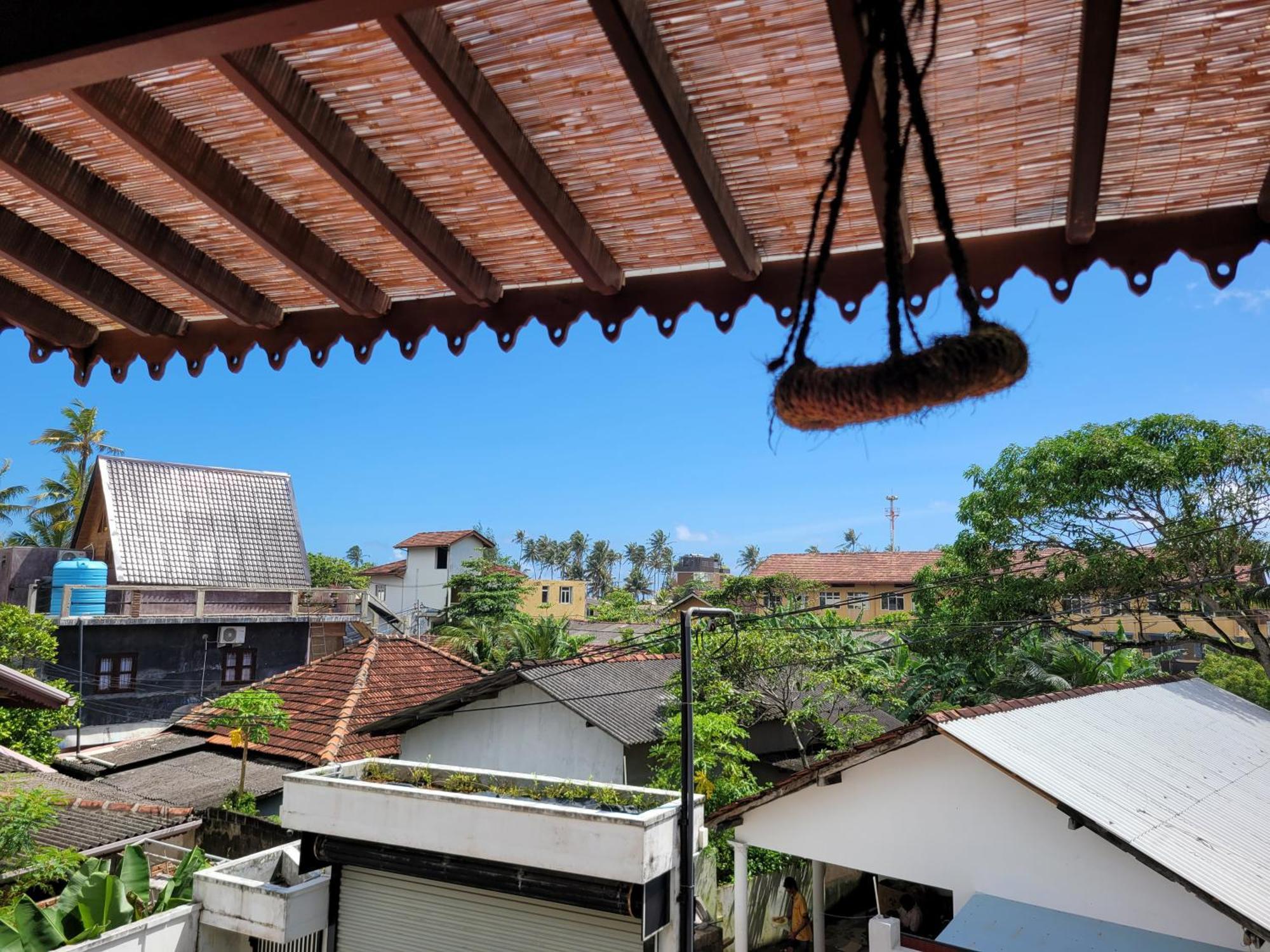 Yours 20Four Ahangama Luaran gambar